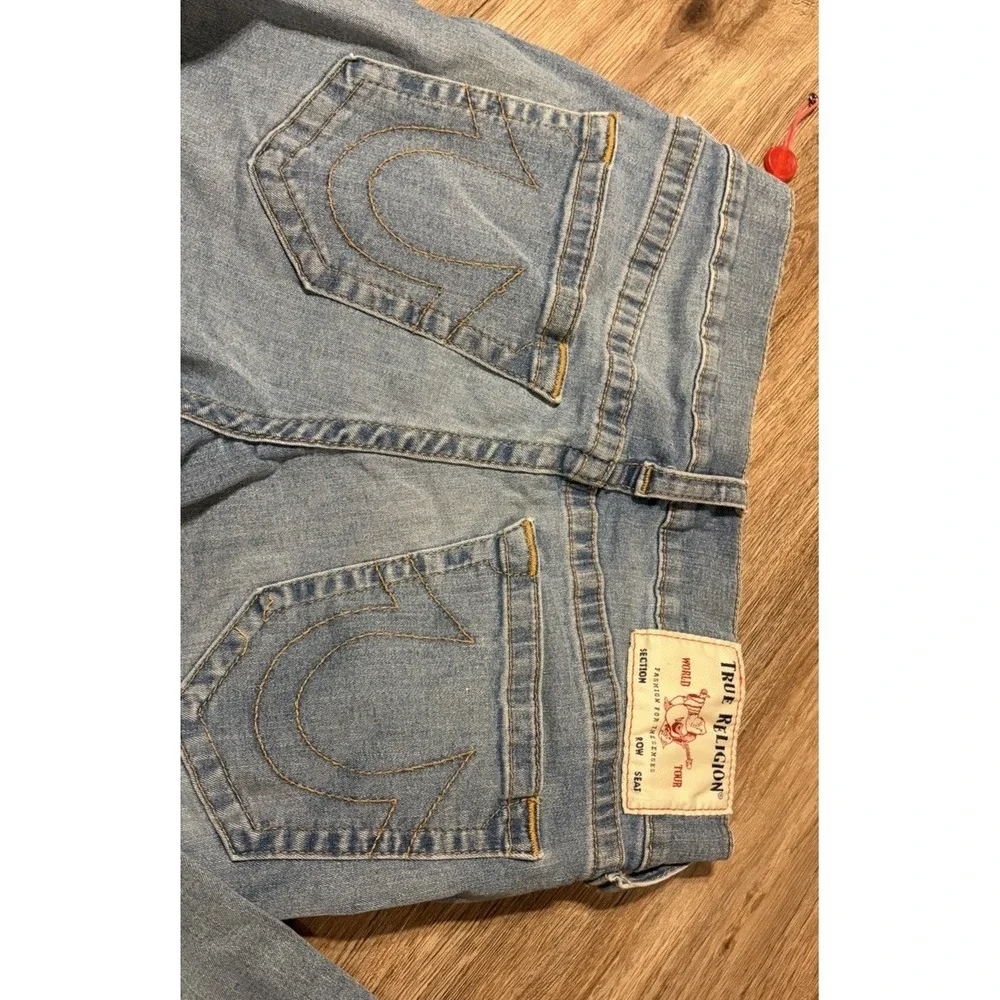 True Religion Men's Straight Light Blue Denim Jeans Mid Rise Logo Light Wash